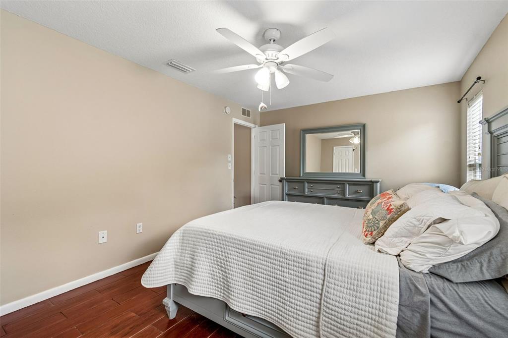 9548 123rd Way Seminole, FL 33772 - Photo 14 of 63