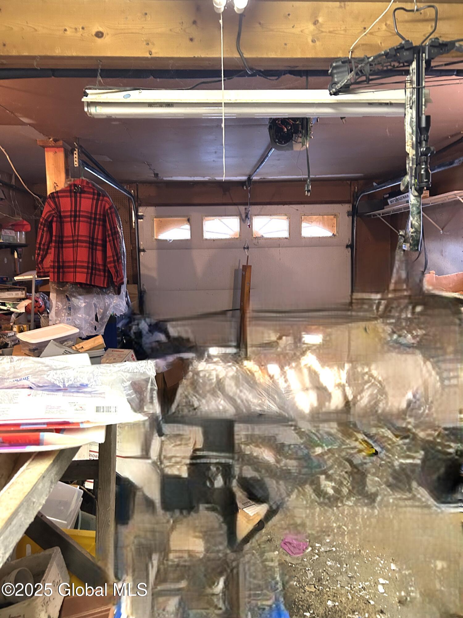 32 Robin Road Kinderhook, NY 12106 - Photo 11 of 15 Garage