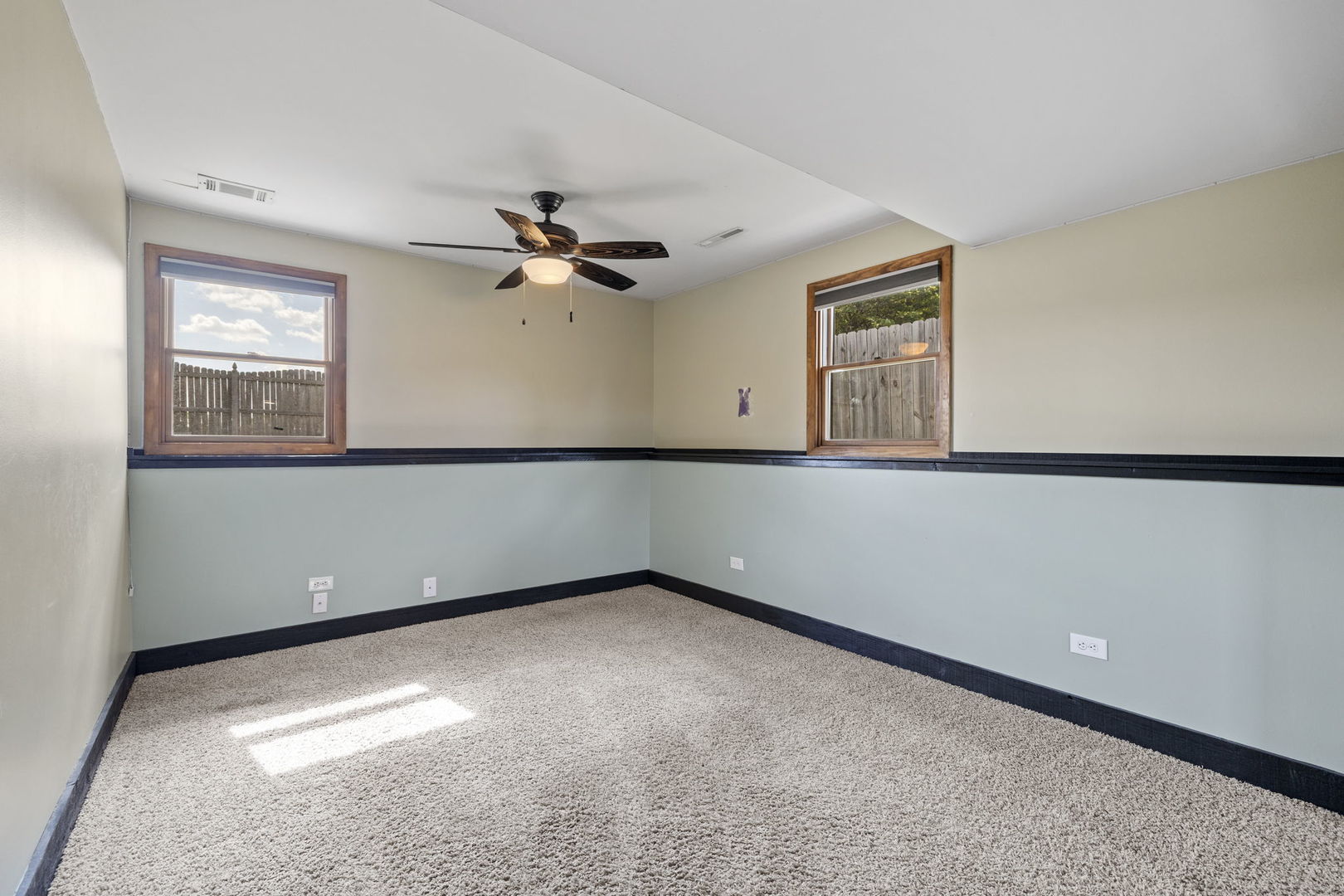 913 South Bentley Road New Lenox, IL 60451 - Photo 20 of 37 Gallery Image 20