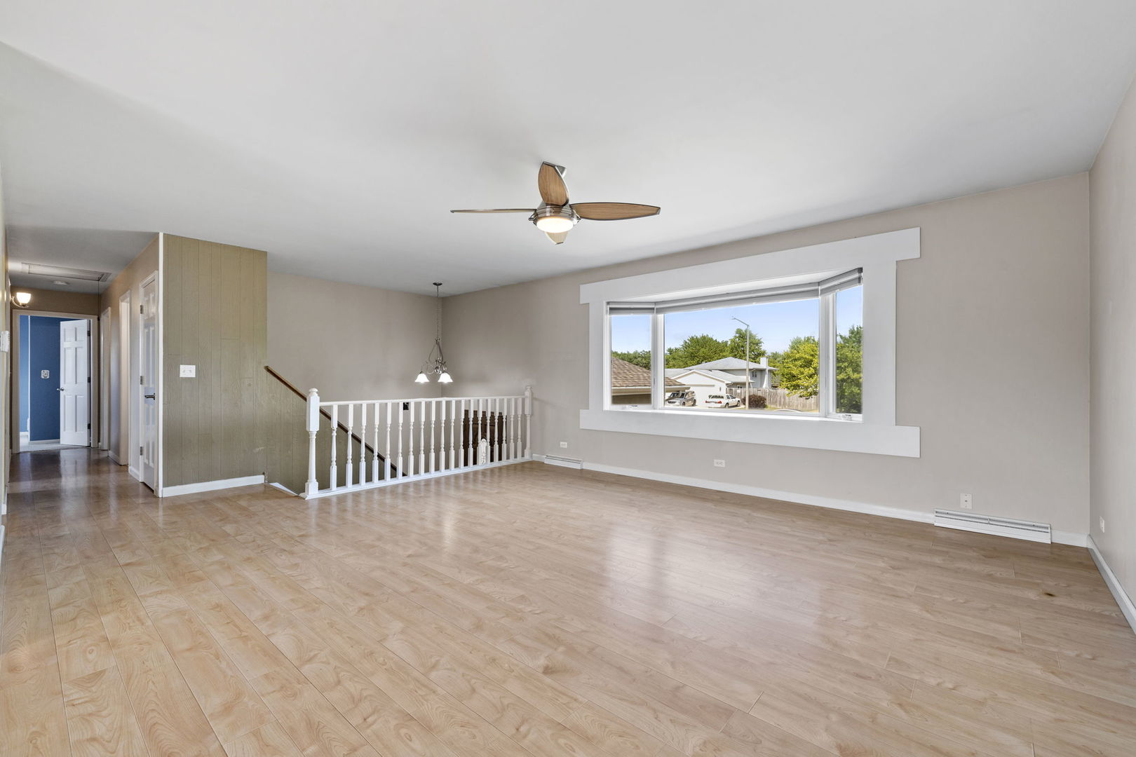 913 South Bentley Road New Lenox, IL 60451 - Photo 5 of 37 Gallery Image 5