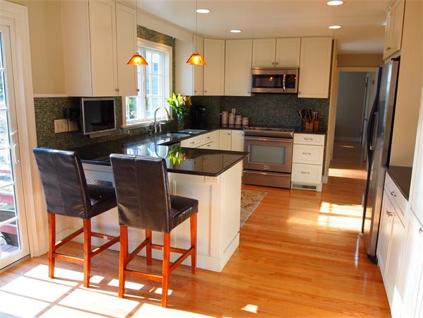 12 Vale View Road Wakefield, MA 01880 - Photo 9 of 14 Gallery Image 9