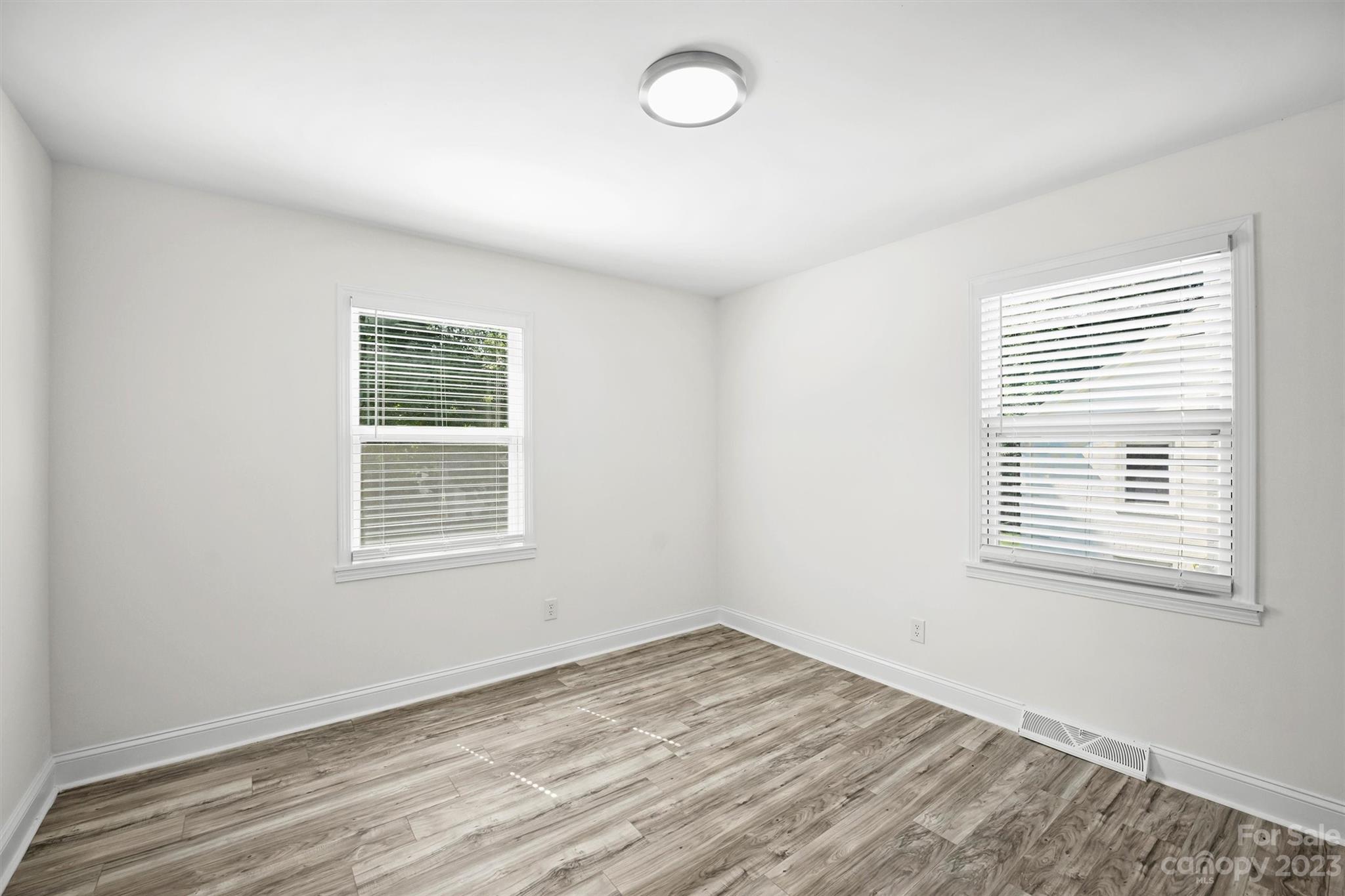 3900 Rhodes Avenue Charlotte, NC 28210 - Photo 13 of 23 an empty room with a window