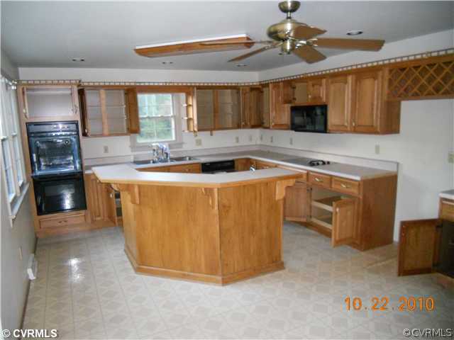 7110 Bull Hill Road Prince George, VA 23875 - Photo 2 of 5 Kitchen