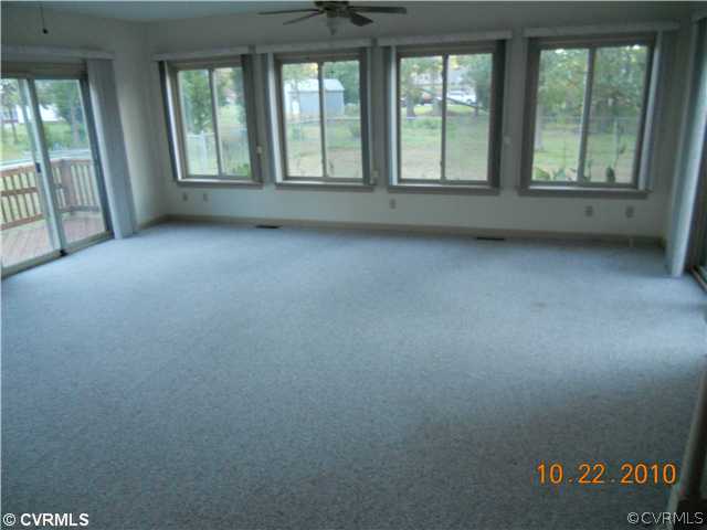 7110 Bull Hill Road Prince George, VA 23875 - Photo 4 of 5 Entertainment Room