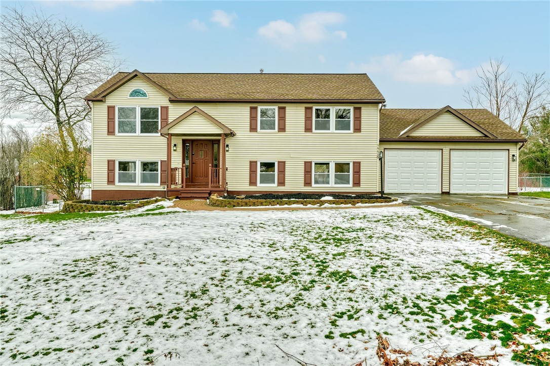 7776 Roder Parkway Ontario, NY 14519 - Photo 1 of 1