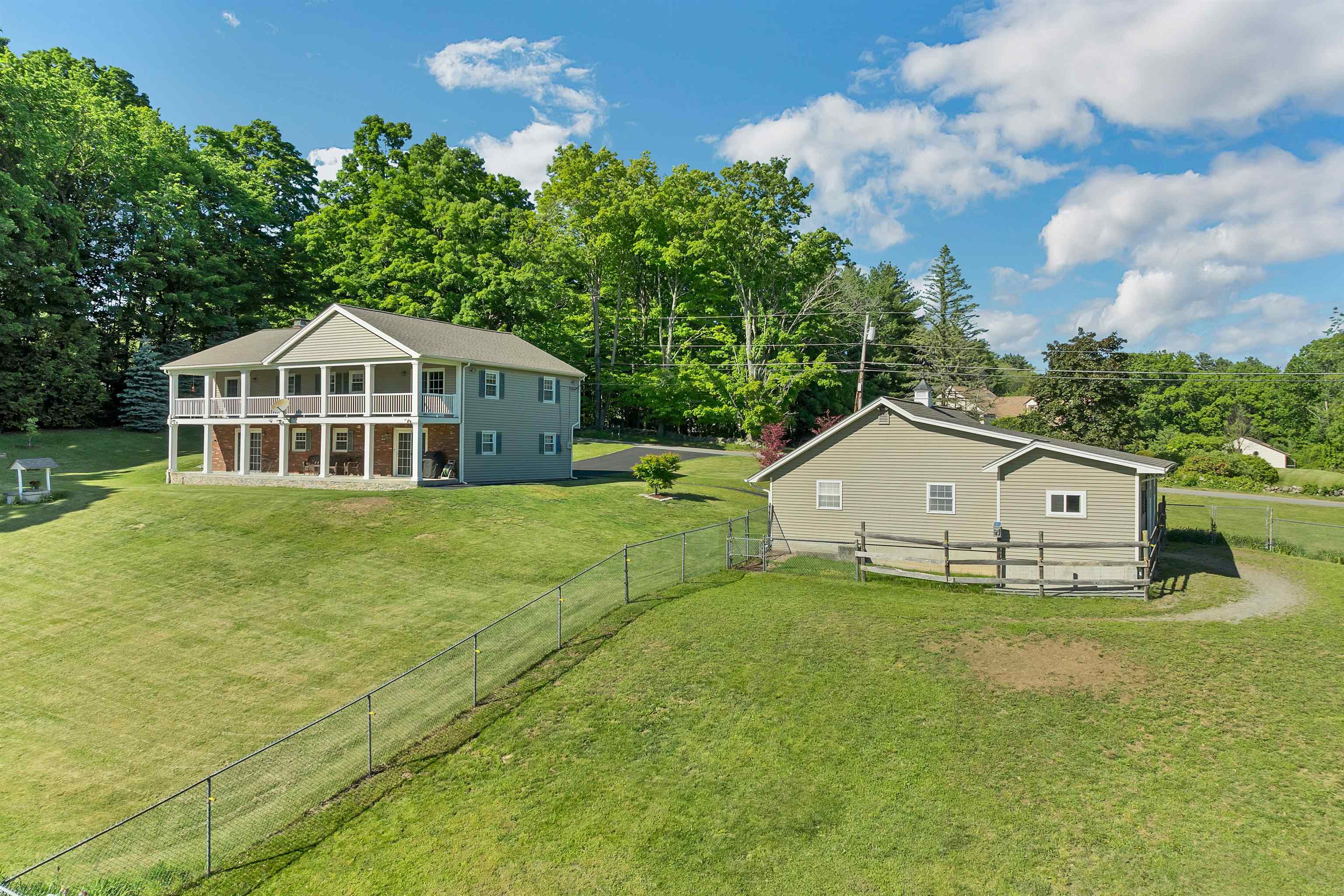 107 Kendall Pond Road Windham, NH 03087 - Photo 4 of 55
