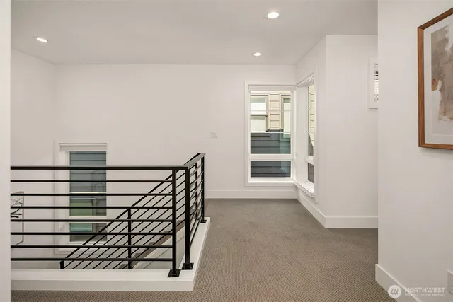 $7,995 | 733 4th Court South, Kirkland, WA 98033