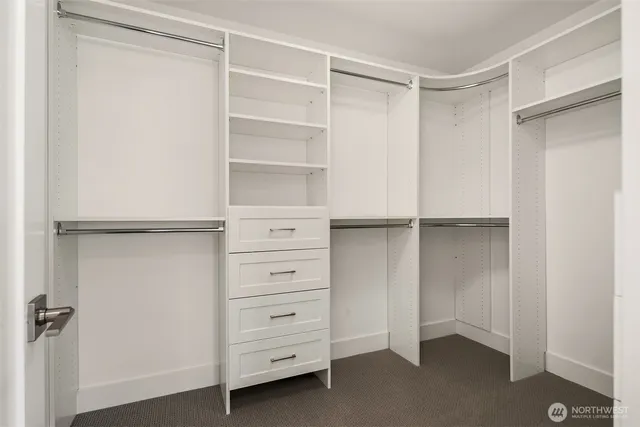 $7,995 | 733 4th Court South, Kirkland, WA 98033