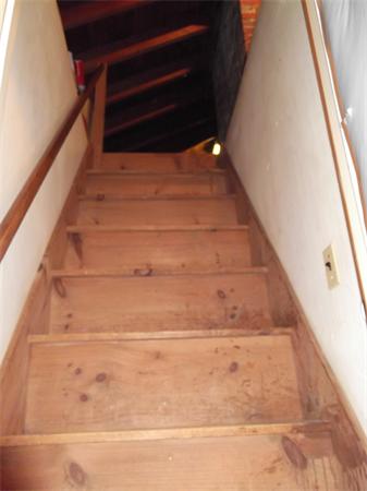 78 Richfield Road Arlington, MA 02474 - Photo 28 of 30 a view of entryway