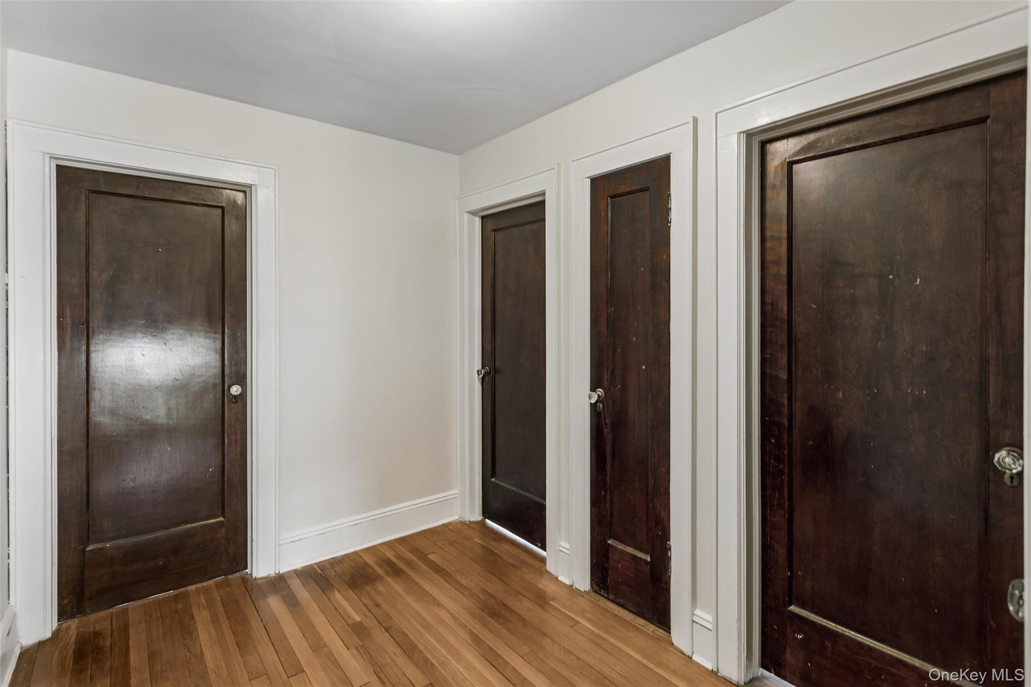 50 Roxbury Road Rockville Centre, NY 11570 - Photo 28 of 45 Second floor hallway