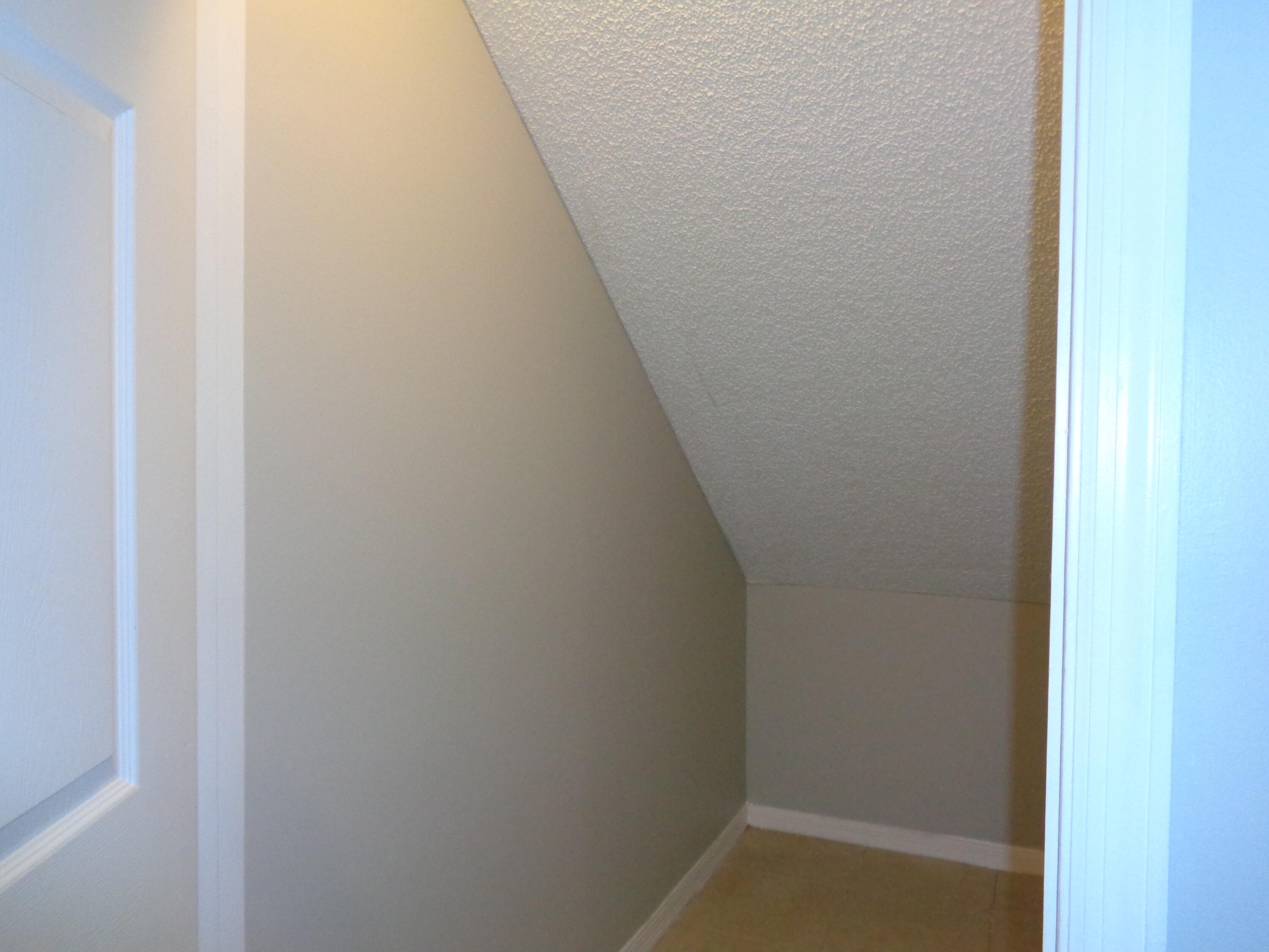 10354 Fox Trail Road South, Unit 1509 Royal Palm Beach, FL 33411 - Photo 12 of 13 close up of a white marble wall