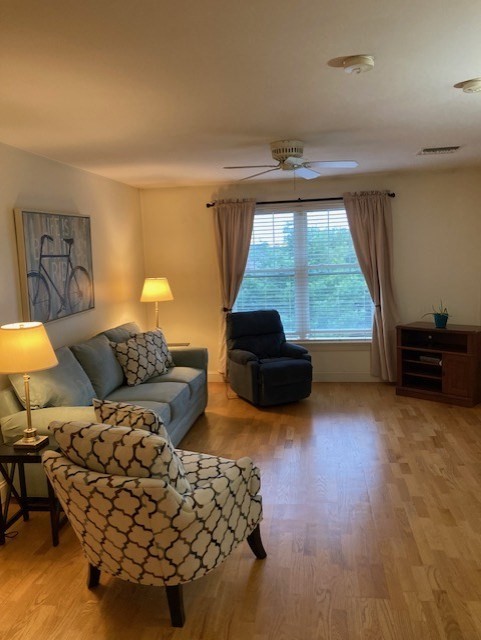 7 Crescent Way, Unit 307 Sturbridge, MA 01518 - Photo 7 of 13