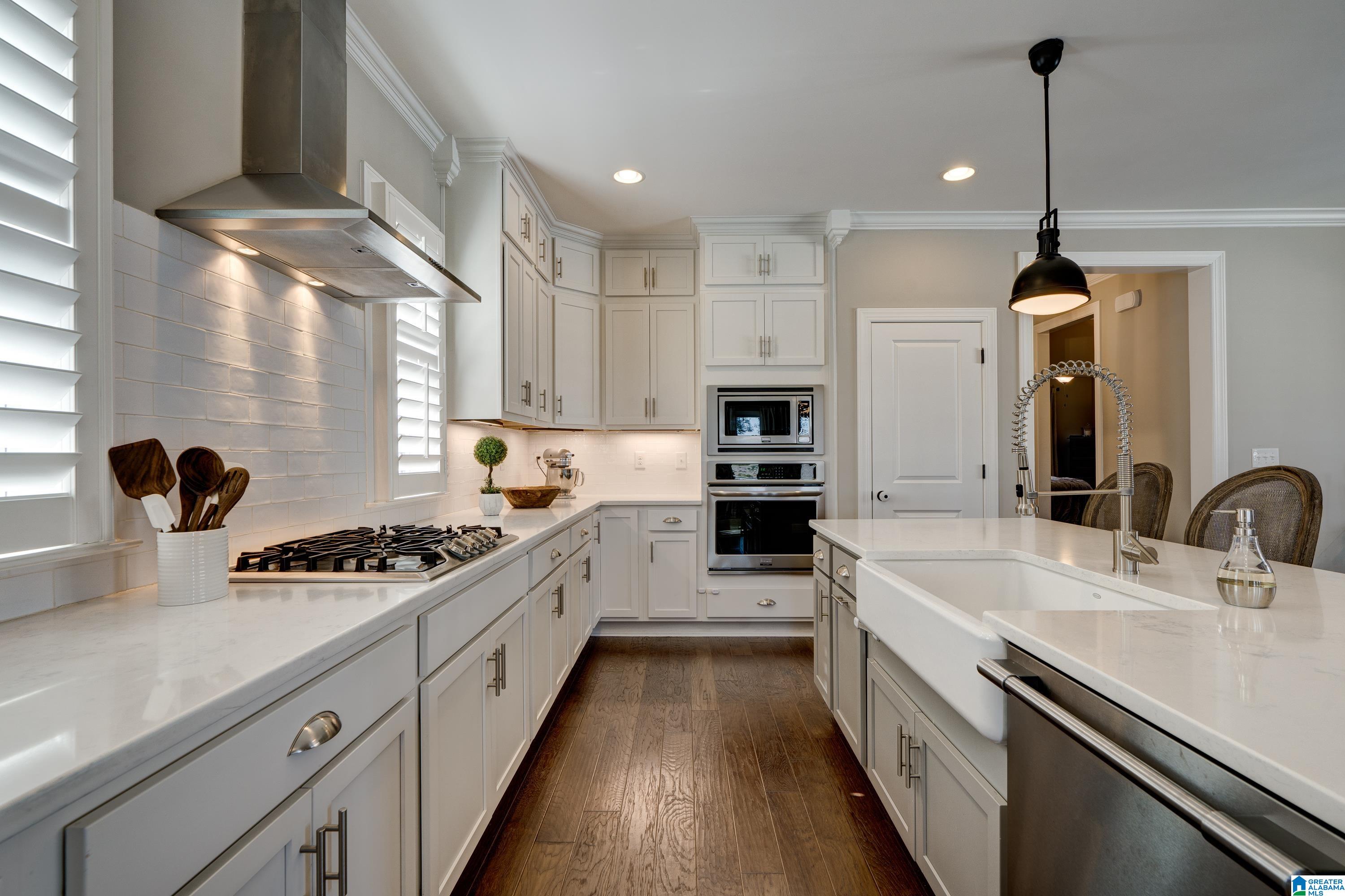 2661 Altadena Ridge Circle Birmingham, AL 35243 - Photo 4 of 34