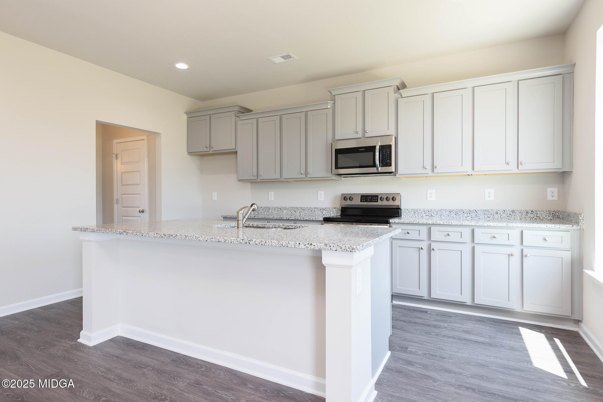 124 Bramblewood Lane Perry, GA 31069 - Photo 16 of 55 016