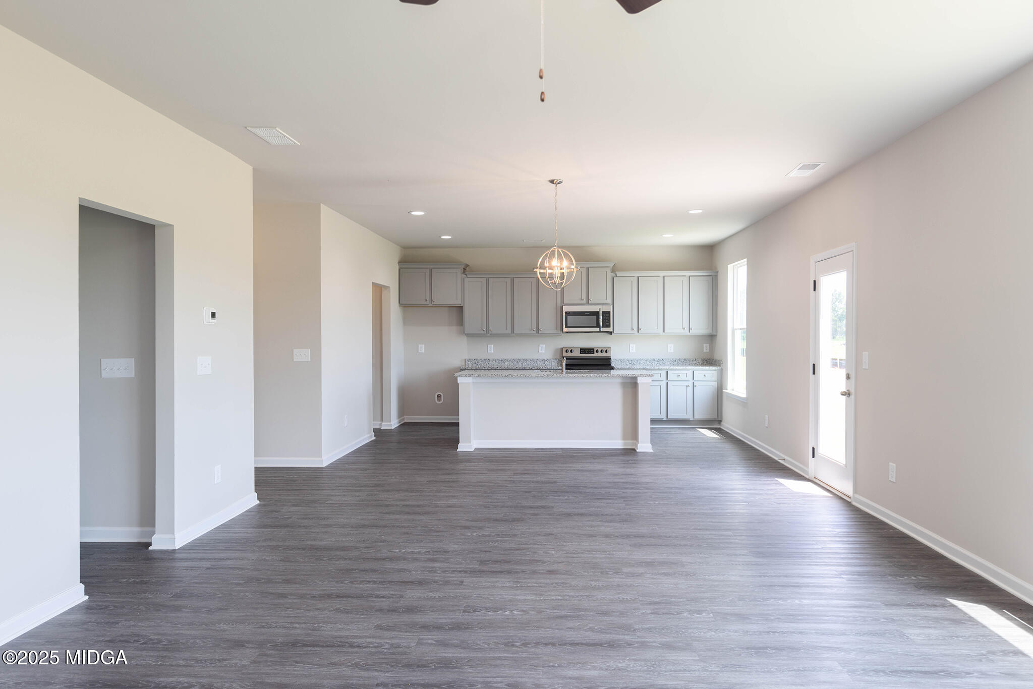 124 Bramblewood Lane Perry, GA 31069 - Photo 10 of 55 010