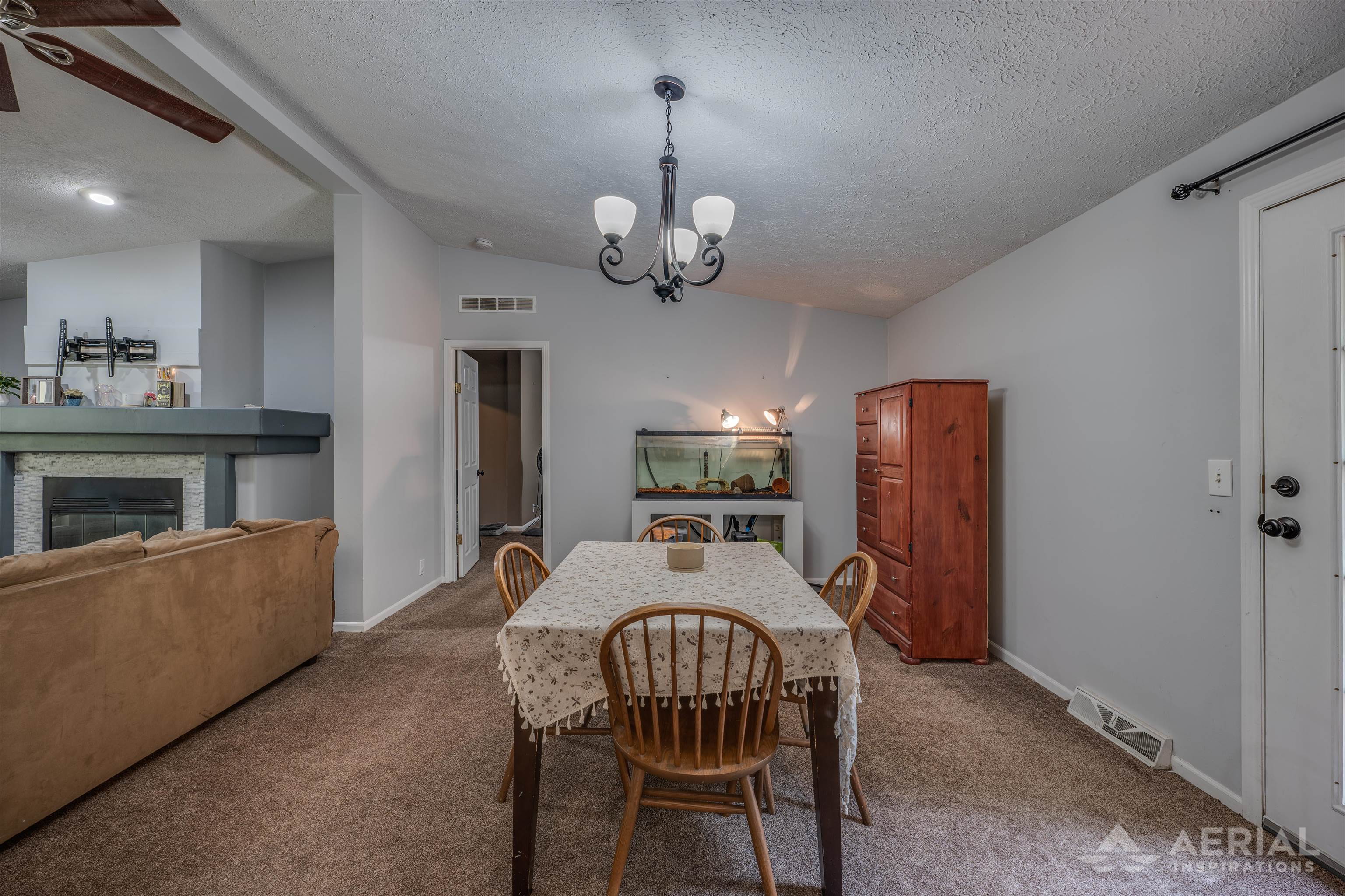 1232 Bluetick Road St. Helen, MI 48656 - Photo 9 of 33 1927010-d271f2a2-f56e-4c00-b018-6416751fe20a.JPG