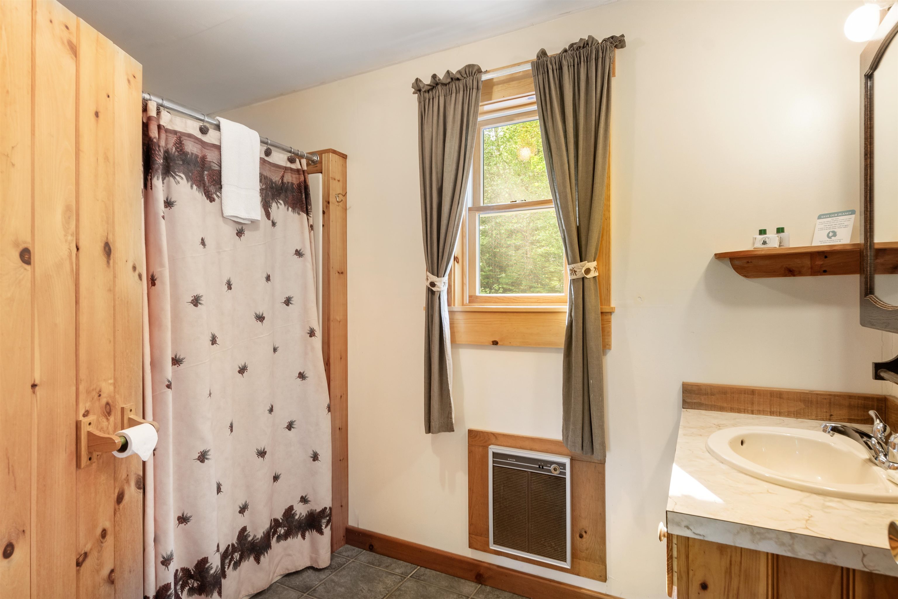 33 Eastman Road Pittsburg, NH 03592 - Photo 20 of 39 Gallery Image 20
