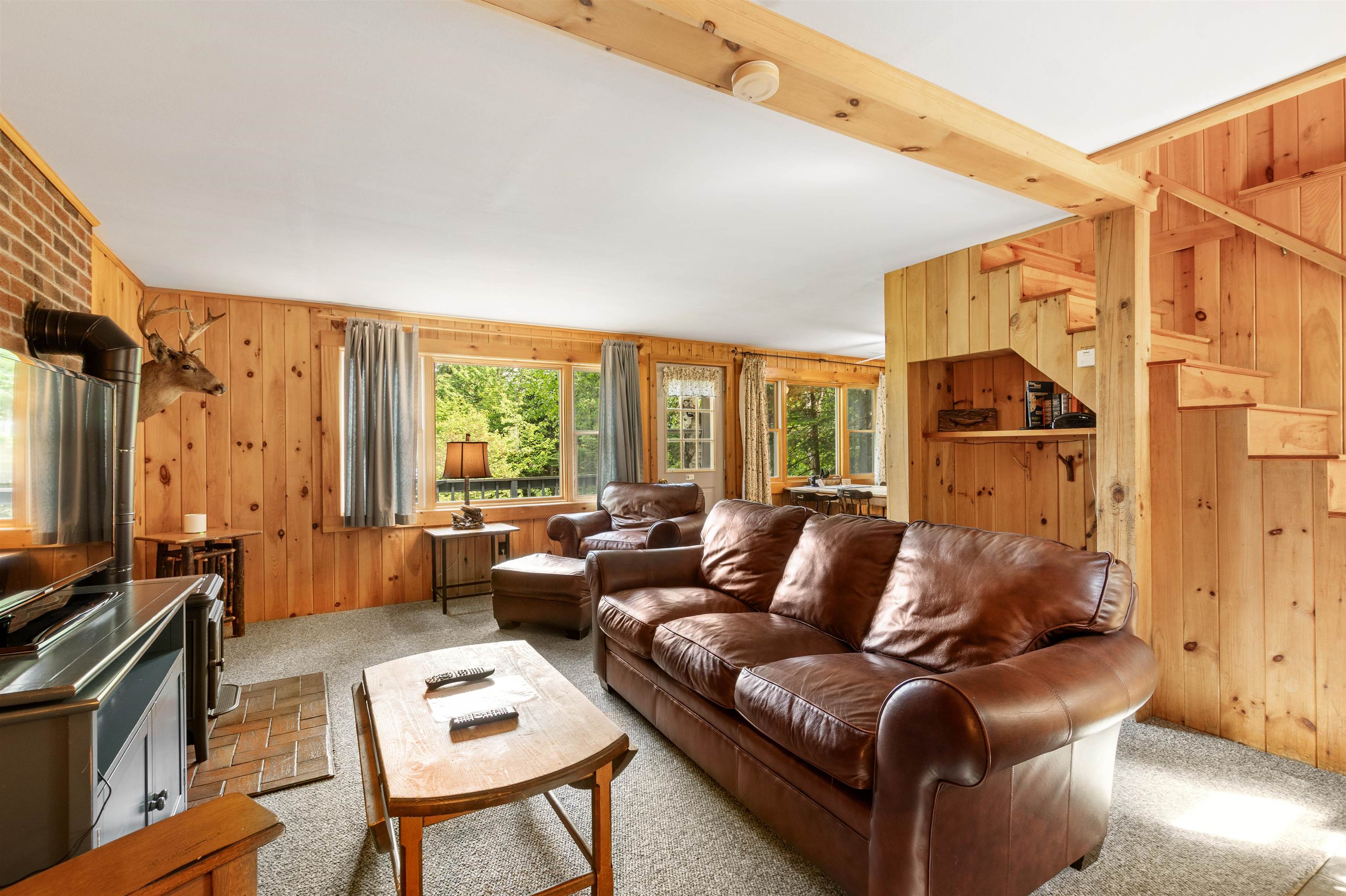 33 Eastman Road Pittsburg, NH 03592 - Photo 6 of 39 Gallery Image 6
