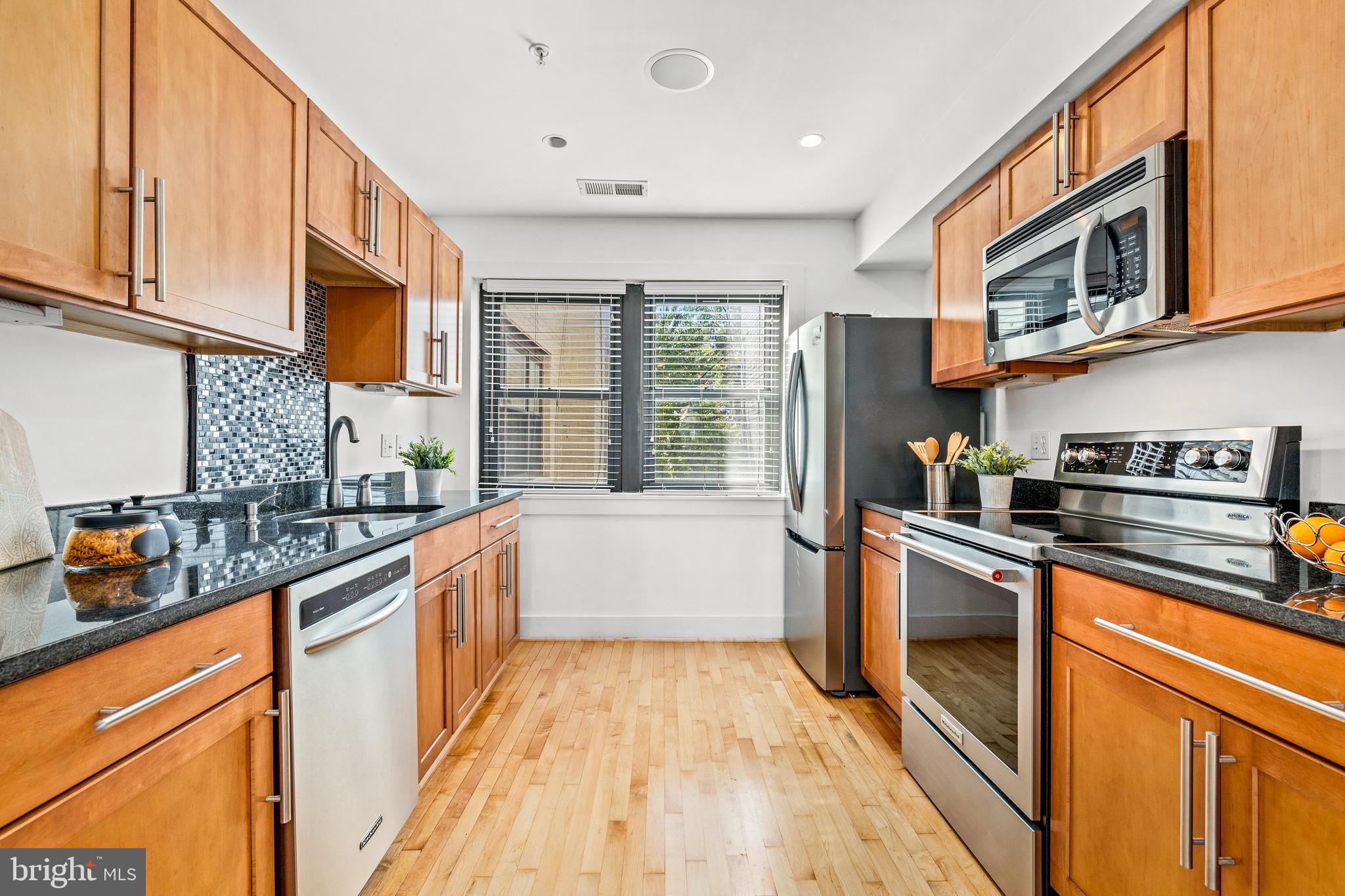 1323 K Street Southeast, Unit 204 Washington, DC 20003 - Photo 13 of 32 Gallery Image 13