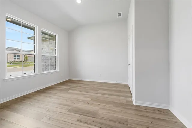 $364,900 | 3510 Columbus Street, Gainesville, TX 76240