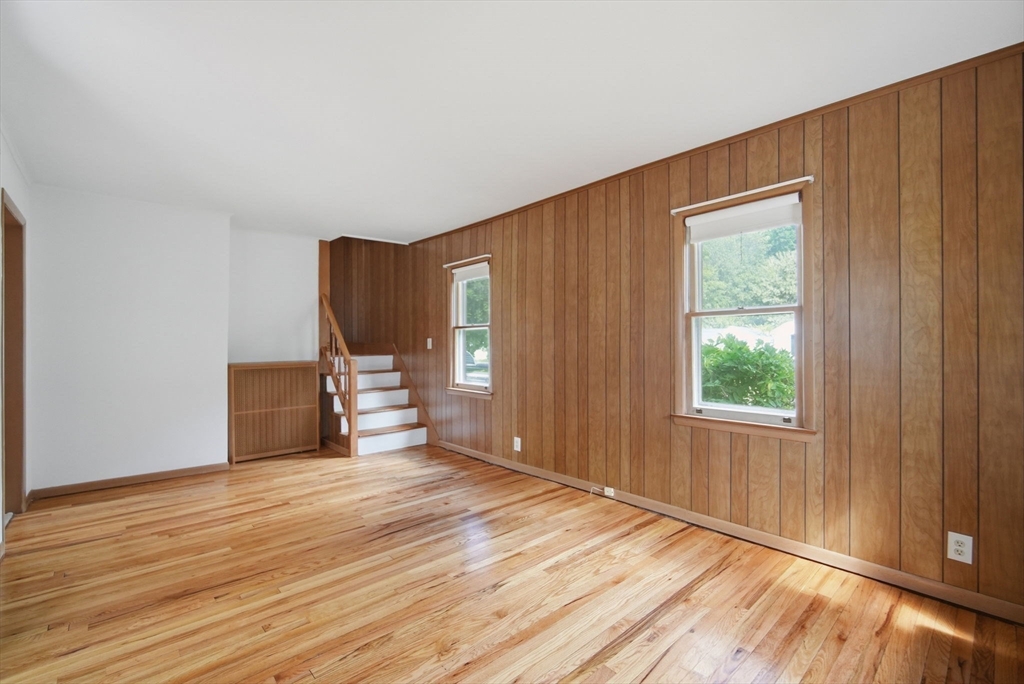 115 Connecticut Avenue Springfield, MA 01104 - Photo 9 of 40