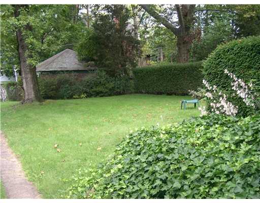 314 Le Roi Road Point Breeze, PA 15208 - Photo 16 of 18 Yard/Garden.
