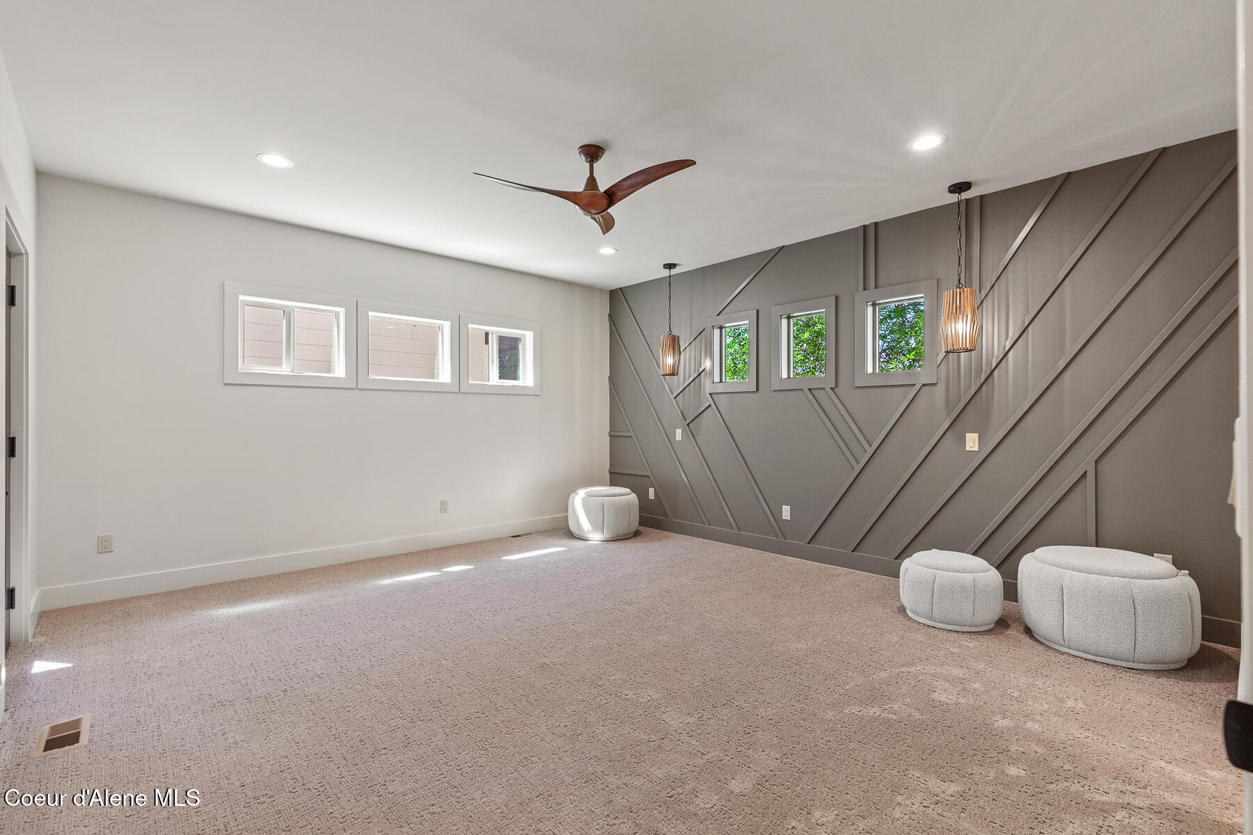 945 North 5th Street Coeur D'Alene, ID 83814 - Photo 12 of 39 primary suite