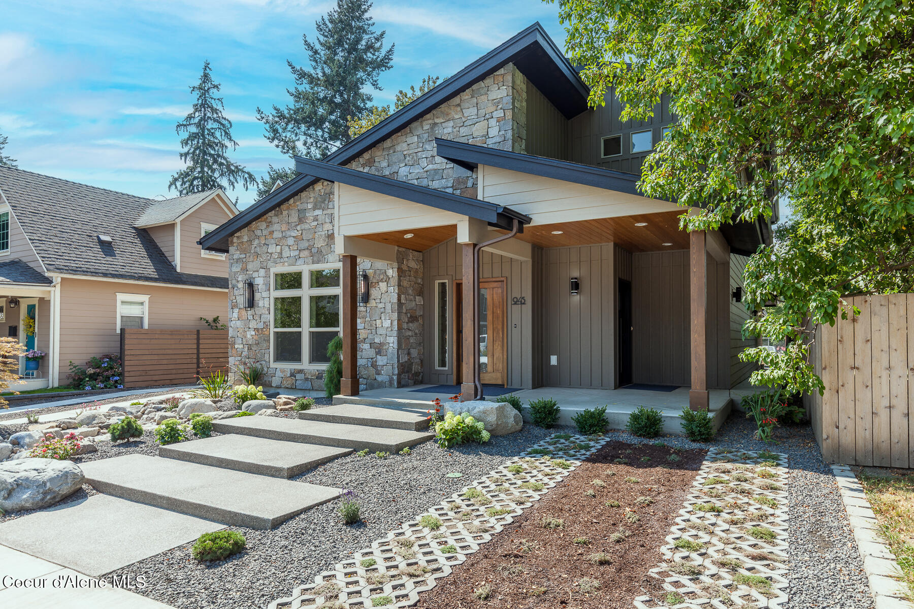 945 North 5th Street Coeur D'Alene, ID 83814 - Photo 2 of 39 945N5thSt_Exterior-2