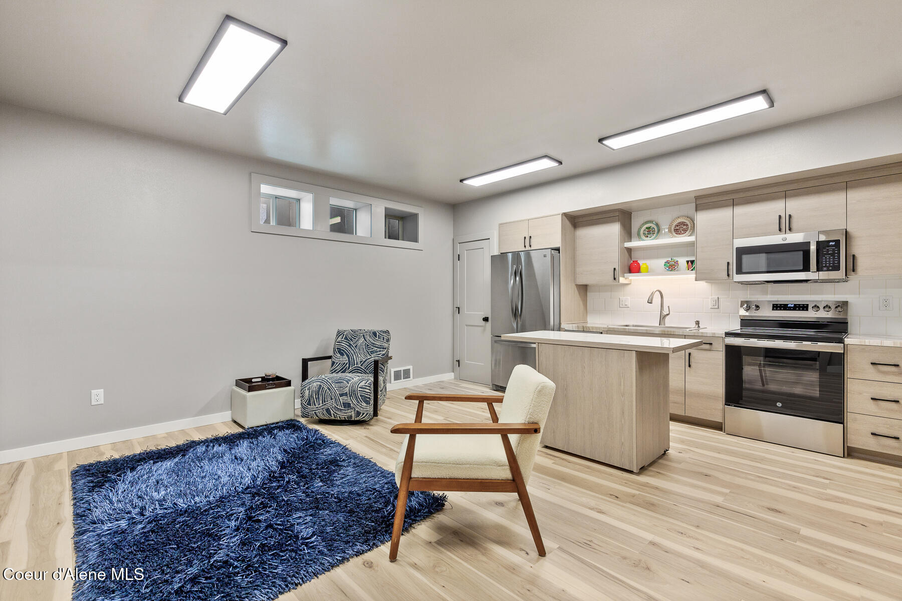 945 North 5th Street Coeur D'Alene, ID 83814 - Photo 29 of 39 ADU living room