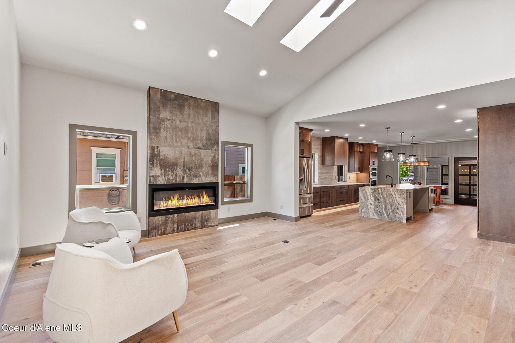 945 North 5th Street Coeur D'Alene, ID 83814 - Photo 4 of 39 Open concept