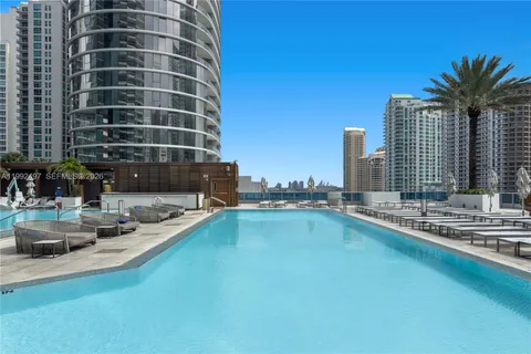 $8,000 | 200 Biscayne Blvd Way, Unit 5009, Miami, FL 33131