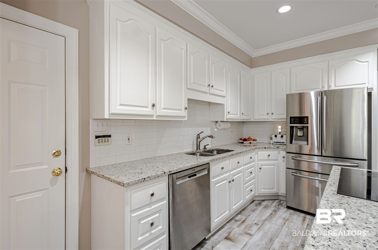 112 Mockingbird Lane Fairhope, AL 36532 - Photo 19 of 50 Granite Countertops