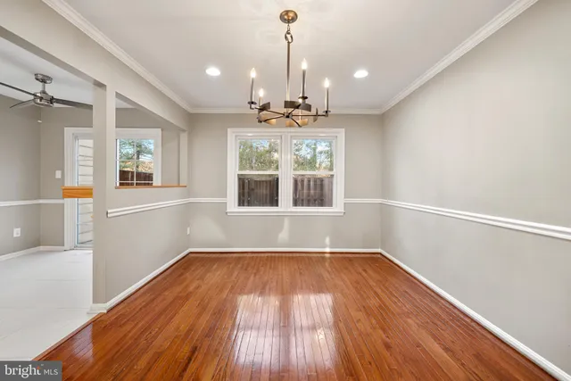 $3,100 | 6104 Old Brentford Court, Alexandria, VA 22310