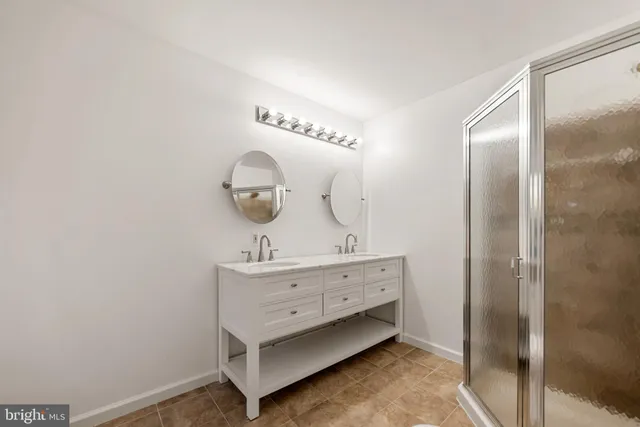 $3,100 | 6104 Old Brentford Court, Alexandria, VA 22310