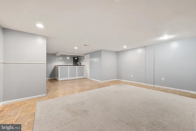 $3,100 | 6104 Old Brentford Court, Alexandria, VA 22310