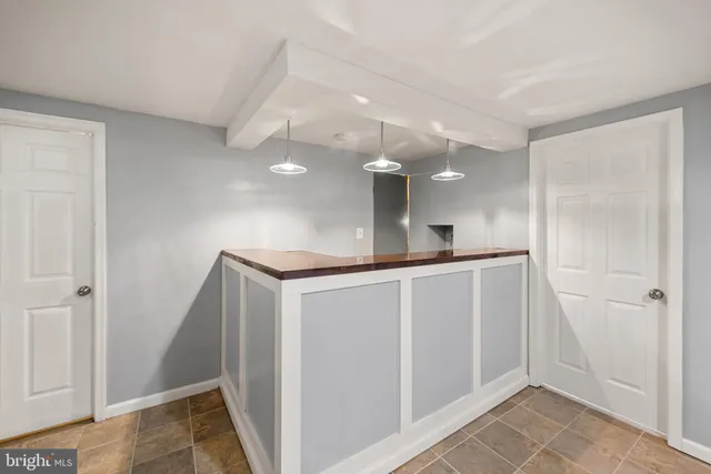 $3,100 | 6104 Old Brentford Court, Alexandria, VA 22310