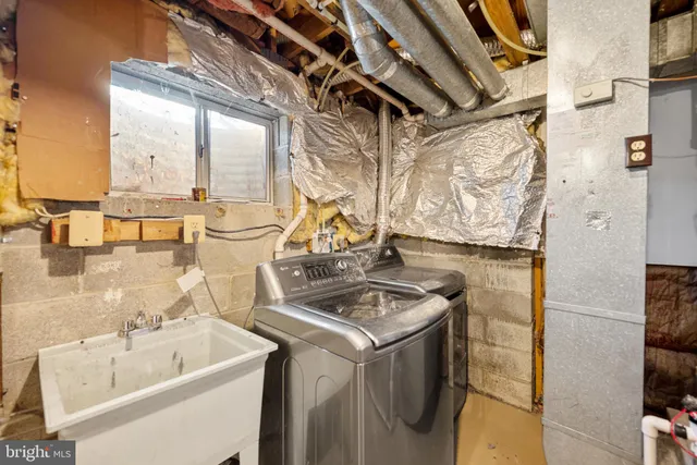 $3,100 | 6104 Old Brentford Court, Alexandria, VA 22310