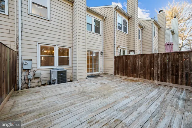 $3,100 | 6104 Old Brentford Court, Alexandria, VA 22310