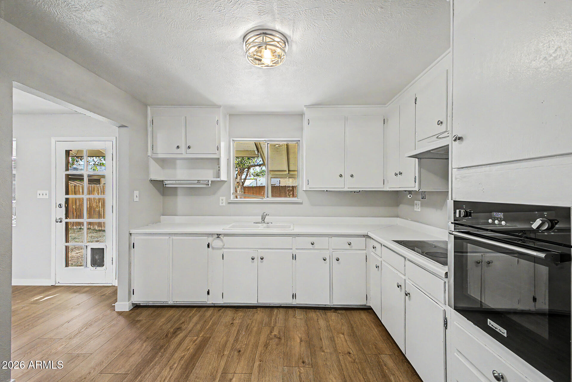 3901 West Griswold Road Phoenix, AZ 85051 - Photo 20 of 47 14 - Griswold