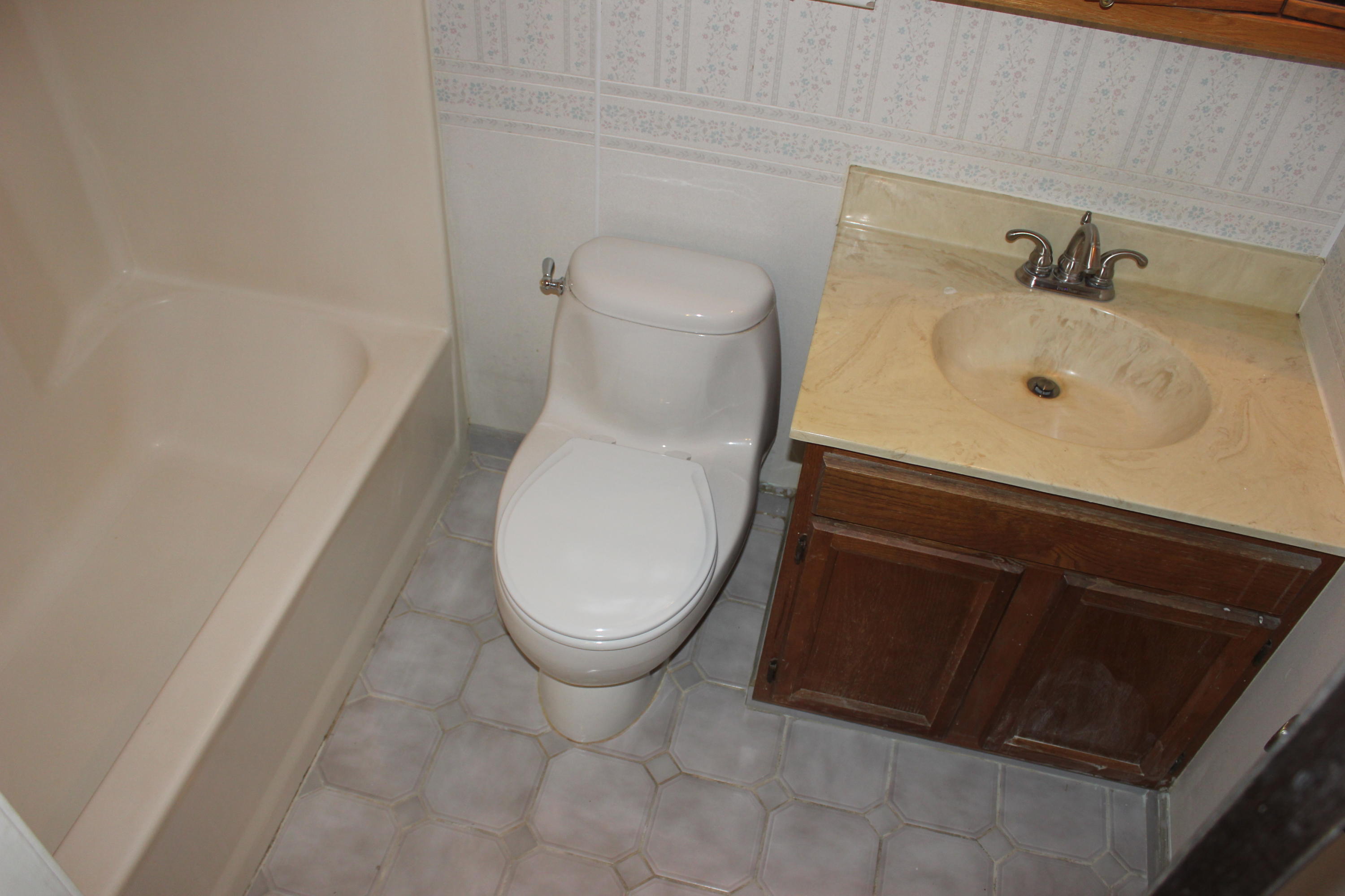 420 Temple Road Ladson, SC 29456 - Photo 11 of 19 420 Temple 024