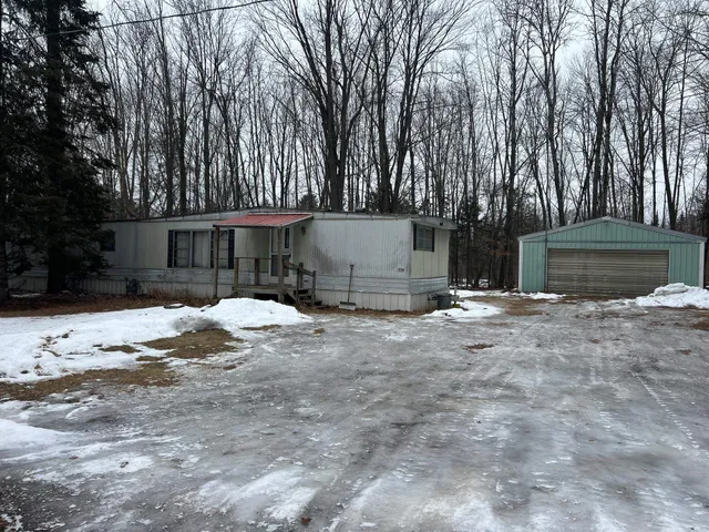 $36,900 | 816 Miller Street, Suring, WI 54174