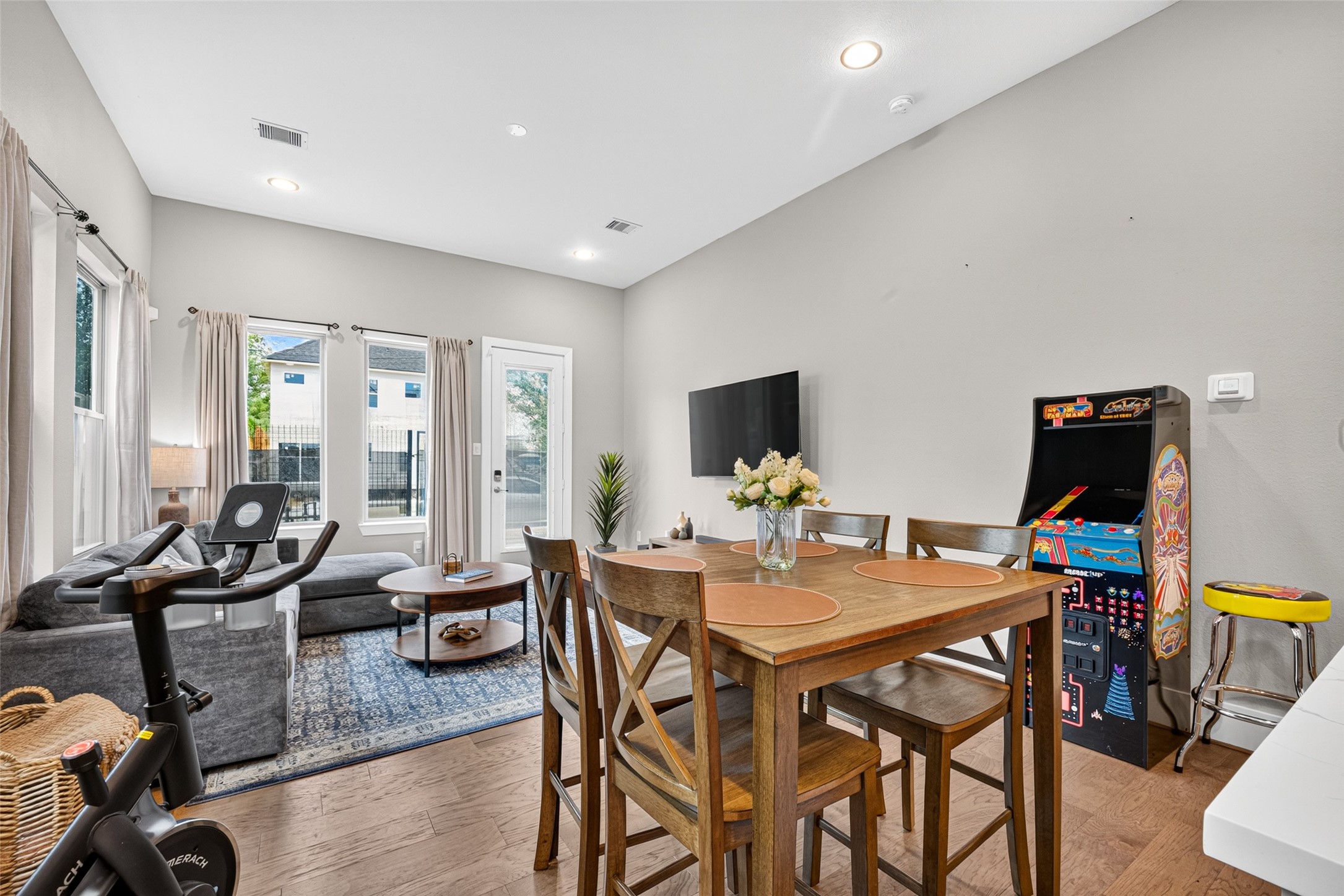 803 Thornton Road, Unit A Houston, TX 77018 - Photo 17 of 48 Gallery Image 17
