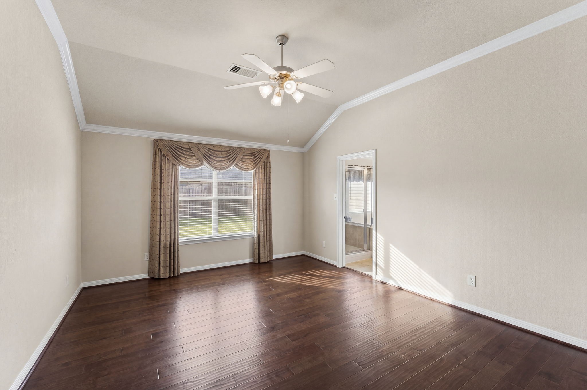 4618 Countrypines Drive Spring, TX 77388 - Photo 15 of 23 Primary Bedroom