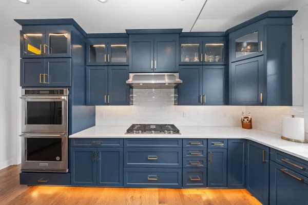 $1,175,000 | 51083 Meadowlands Lane, Canton, MI 48188