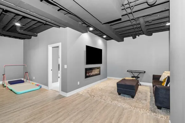 $1,175,000 | 51083 Meadowlands Lane, Canton, MI 48188