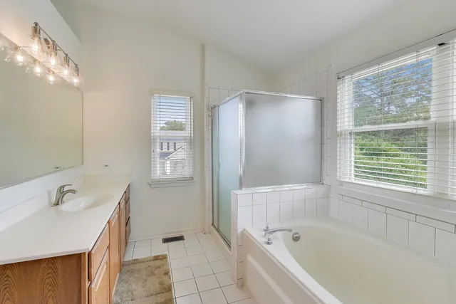 $539,900 | 36873 Deer Trail Drive, Lake Villa, IL 60046