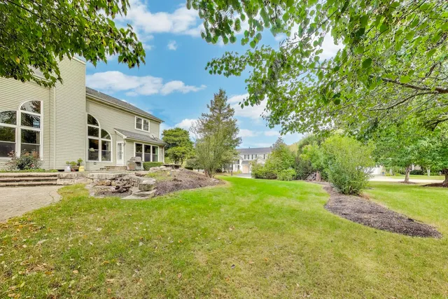 $539,900 | 36873 Deer Trail Drive, Lake Villa, IL 60046