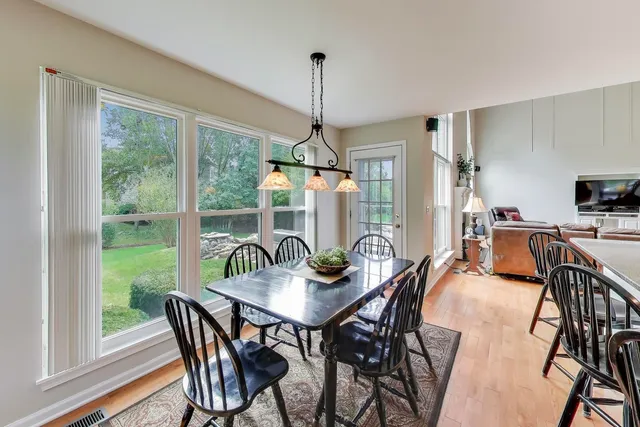 $539,900 | 36873 Deer Trail Drive, Lake Villa, IL 60046