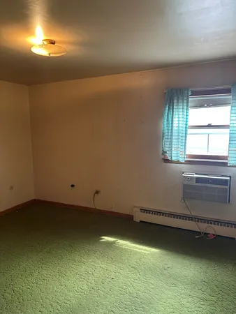 $129,900 | 3033 Paris Avenue, Unit 303, River Grove, IL 60171