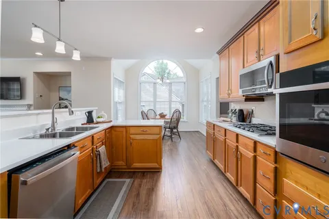 $549,900 | 9331 Mission Hills Lane, Midlothian, VA 23832
